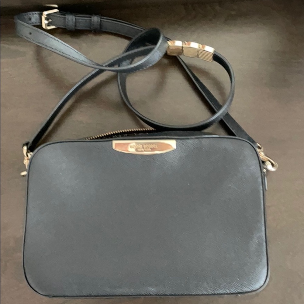 Henri bendel black crossbody